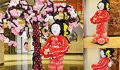 Композиция из воздушных шаров "Сакура и Японка. 8 марта"